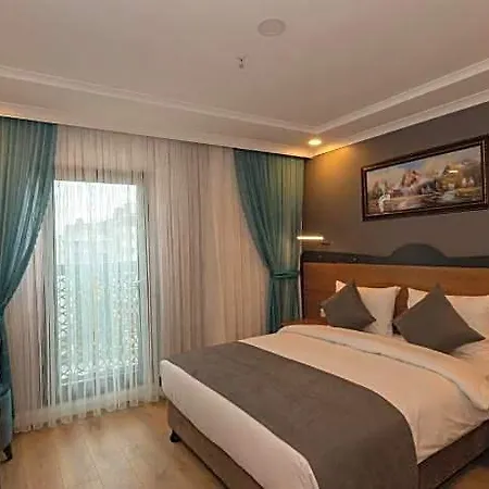New Emin Hotel 3*