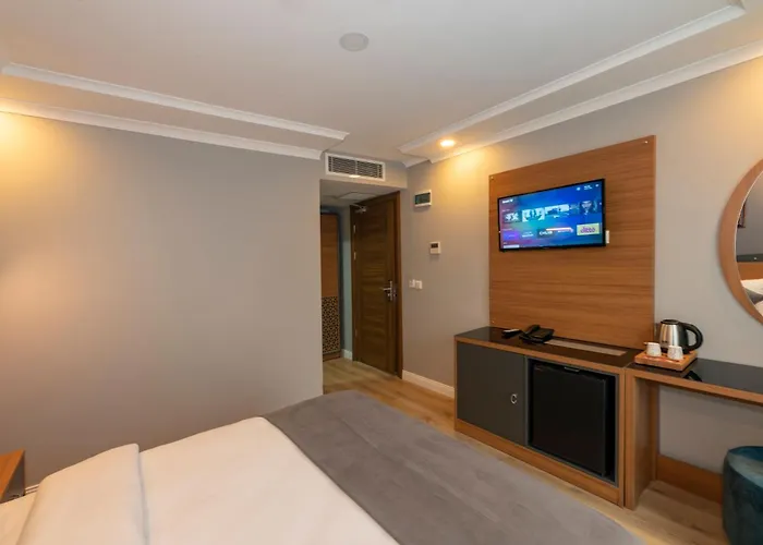 New Emin Hotel 3*
